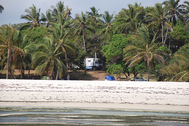 Obelix an der Tiwi Beach (Mombasa, Kenia)