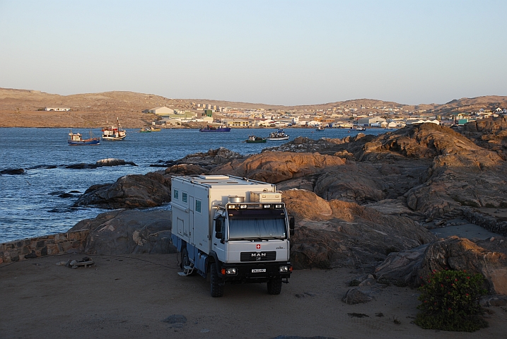 Obelix auf windigem Platz auf Shark Island vor Lüderitz (Namibia)