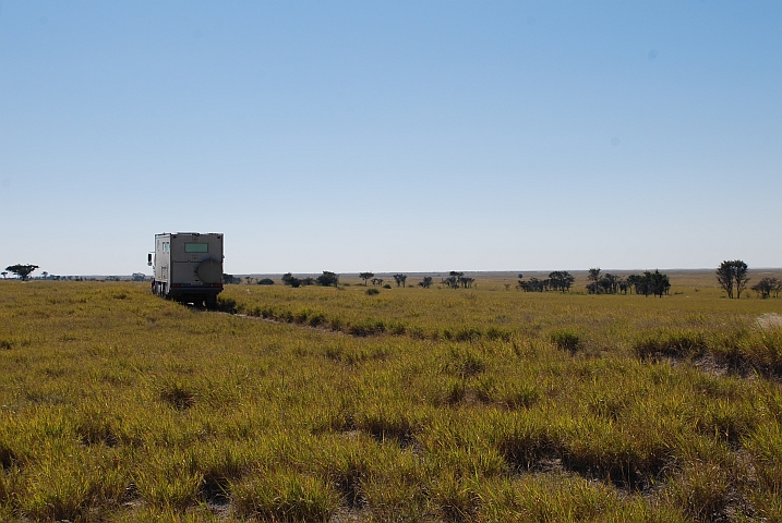 Obelix am Rande der Sowa Pfanne (Botswana)
